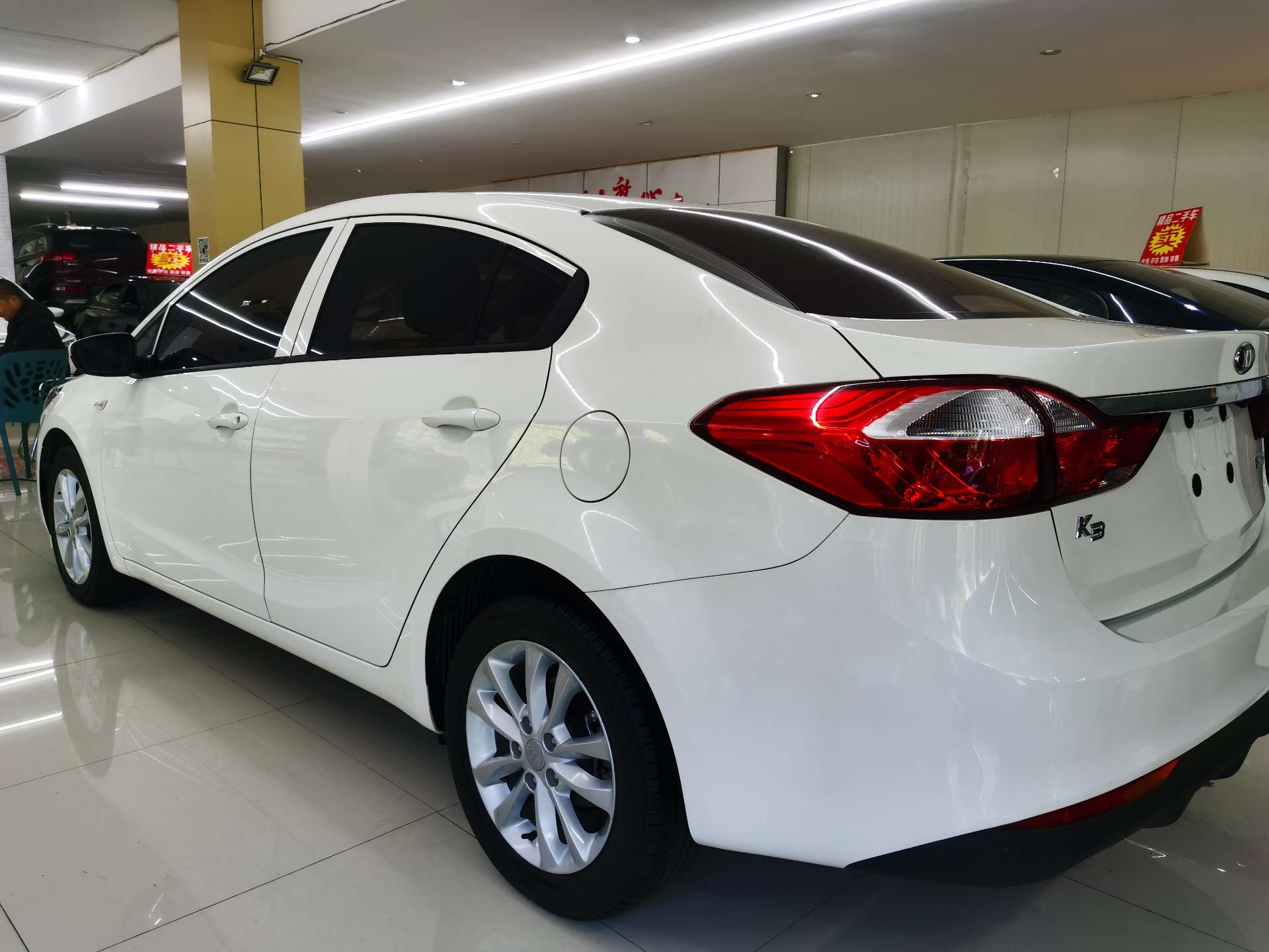 新起亚k3自动挡落地价(起亚k3自动挡多少钱裸车价) - 123生活百科